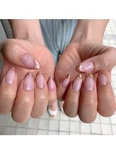Mネイルアンドカフェ シェレステ/先端ミラー★