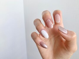 大人上品ネイル