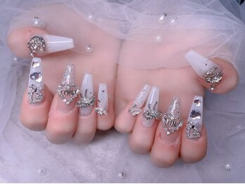 スノーネイルサロン 渋谷店(Snow nail salon)の写真/珍しいパーツが豊富だから選ぶのが楽しいと話題！他人と被りたくない方、パーツでネイルを楽しみたい方に◎