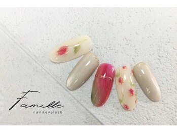 ファミーユ 池袋東口店(Famille)/長さ出し&選べるデザインLコース