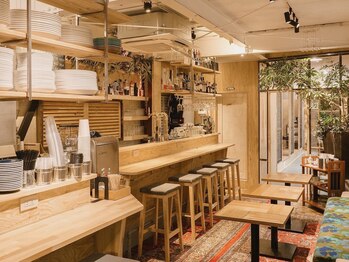 ウラロージュ(uraloge)/ヘアサロンとの共有スペース