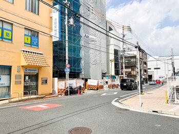 つばききよら/駅からの道順5.イオン沿いを進む