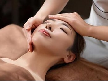 健康クラブの写真/毛穴に溜まった汚れを徹底的に取り除き、肌色ワントーンUP！お肌に直接美容成分を浸透させ、ハリ・ツヤUP★