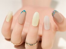 エムスラッシュネイル 本牧店(M SLASH)/押し花フレンチ