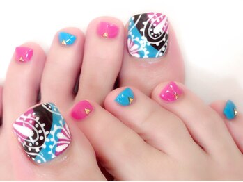 ティアラリュクス 東林間店(Tiara Luxe)/フットペイズリーアート