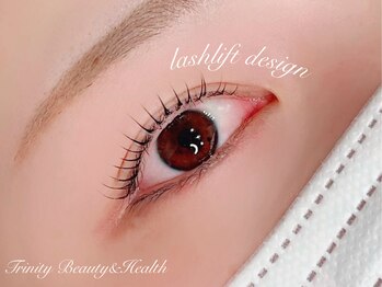 トリニティ ビューティーアンドヘルス(Trinity Beauty&Health)/まつ毛パーマ ラッシュリフト