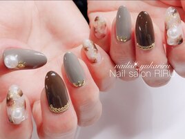 べっ甲風ニュアンスネイル