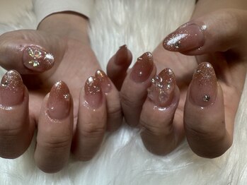 ワイグロウ(yglow.)/【フルアート】うるちゅるネイル