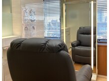 ビューステージ アイブロウサロン 岐阜 【眉毛専門店】/清潔感があり落ち着いた空間です