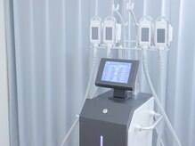 【痩身エステサロン】White Beauty Lab 神戸三ノ宮店【8月11日NEW OPEN(予定)】の雰囲気(最近機!脂肪分解剤導入×脂肪冷却の組み合わせで40%破壊)