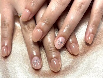 ザ バームシックス 銀座三丁目店(THE BALM six)/ちゅるんネイル/ベージュネイル