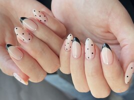 モテネイル　ドット×フレンチ