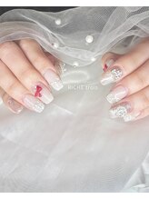 リッシュ トロワ(RICHE trois)/クリスマスリボンツイードネイル