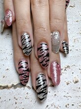 ビューティフルムーン ネイル 本厚木(Beautiful Moon Nail)/平成ギャルアニマル柄