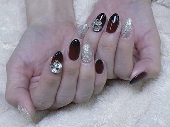 マーチ(March)/秋ボルドー×黒