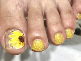 ひまわりネイル