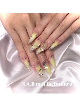 エヌエービー(N.A.B.)/黄色チーク