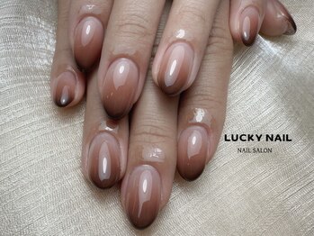 ラッキーネイル(LUCKY NAIL)/