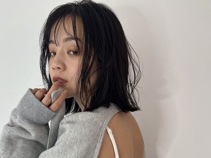 イロ(IRO)の写真