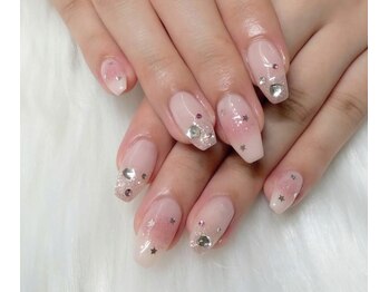 ネイルアンドアイラッシュスタジオ シュシュ(chouchou)/春夏秋冬チークラメグラストーン