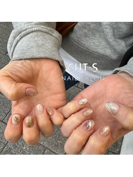 カッツ エステティックサロン 元町(CUT S)/マグネットミラーネイル☆