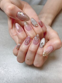 プラス デ ネイル(+ de nail)/ハンド☆つけ放題 9,350円~