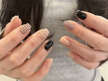 PlusEwalu四日市ネイル/パラジェル/フィルイン/長さだし/マグネット/フット/スカルプ/個性派ドットネイル♪ [四日市]