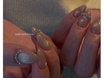 アリアネイル(Aria Nail)の写真/イベント映え確実！豊富なフラッシュマグネットとパーツで指先を華やかに♪