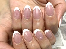 アトリエ クレール(Atelier Clair)/白フレンチ♪