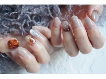 ネイル フライガール(nail FLY GIRL)/べっ甲ネイル♪アシメ