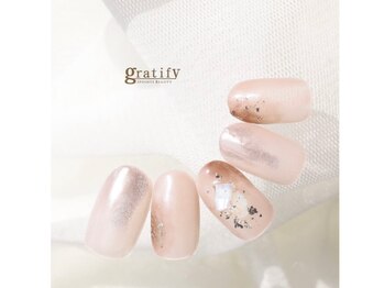 グラティフィー(gratify)/【お洒落 シンプルネイル】