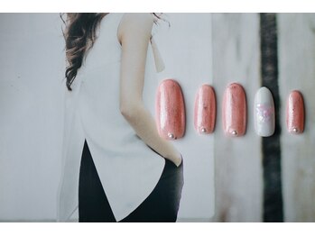 ルーヴル ネイルアンドアイラッシュ 生駒(LOUVRE nail&eyelash)/ガールズデイ