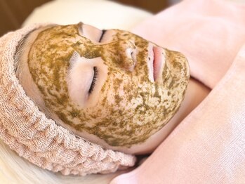 ラシックの写真/オーガニック100％の力の最先端ピーリングで肌の内側から年齢を感じさせない透明感のある素肌へ☆