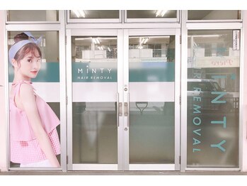 ロロ アンド ミンティー 名護店/店舗外観《都度払い脱毛》