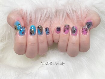 ニコルビューティー 高槻 南平台店(NiKOR beauty)/ラグジュアリーアート/8,000円～