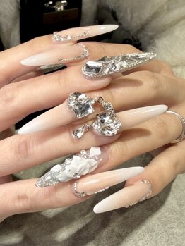 ネイルズ ヒマワリ(Nails Himawari)の写真/【鈴鹿】モチの良さ◎なスカルプ♪不揃いな自爪もスラッと美爪に大変身！お爪の状態に合わせた丁寧な施術♪
