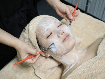 フロックス(Phlox)の写真/韓国肌育ララピール☆ハリ/ツヤ/ニキビケア/毛穴ケアにおすすめ♪透明感のある毛穴レスの肌へ導きます!