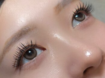イオナ(IONA)の写真/《初めての方にも◎》丁寧なカウンセリング×高技術で理想の目元へ☆自まつ毛のような自然な仕上がりに♪