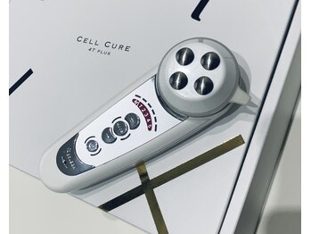 フラット(flat)/美顔器セルキュア取り扱いサロン