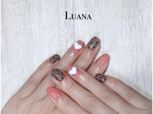 ルアナ(Luana)/ハート×シースルーネイル