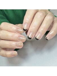シンプルアシンメトリーネイル