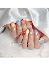 ユミ(Umi)/【カラフルネイル】