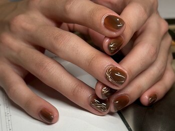 アース ネイルアンドアイラッシュ 甲府昭和店(HAIR & MAKE EARTH Nail&Eyelash)/ラインミラーデザイン ¥7500