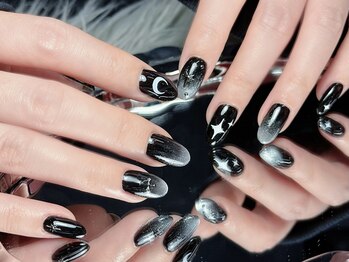 黒とシルバーのクールデザイン