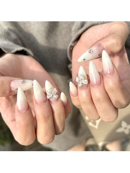 ナミネイル(NAMI nail)/white gradation