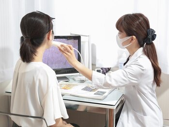 アンレミューラボ(Un Lemieux Labo)の写真/丁寧な肌診断とヒアリングで、あなたに最適なケアをご提案！無理な勧誘はなし◎初めての方もぜひお気軽に！
