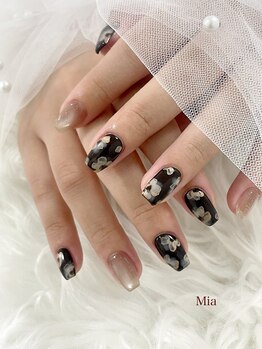 ミア(Mia)/フラワーネイル