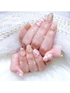 ちゅるん桜上品ネイル