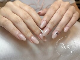 イニシャルネイル