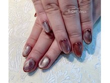 リッシュ ドゥ(RICHE deux)/マグネットもチョコレートカラー